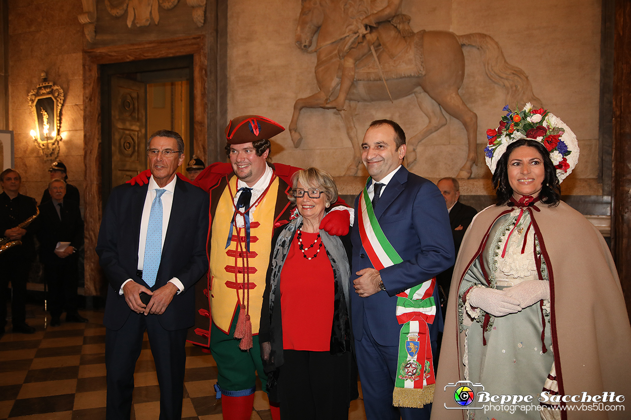 VBS_3547 - Investitura Ufficiale Gianduja e Giacometta Famija Turineisa - Carnevale di Torino 2024.jpg